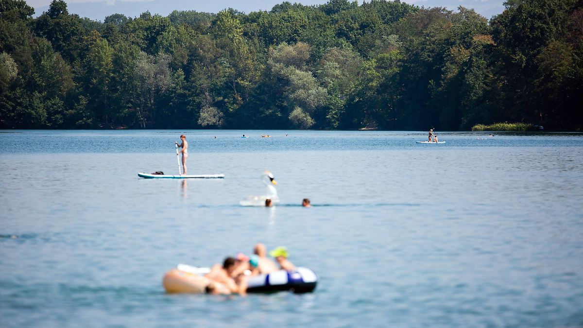Mann soll Jugendliche in Badesee sexuell belästigt haben