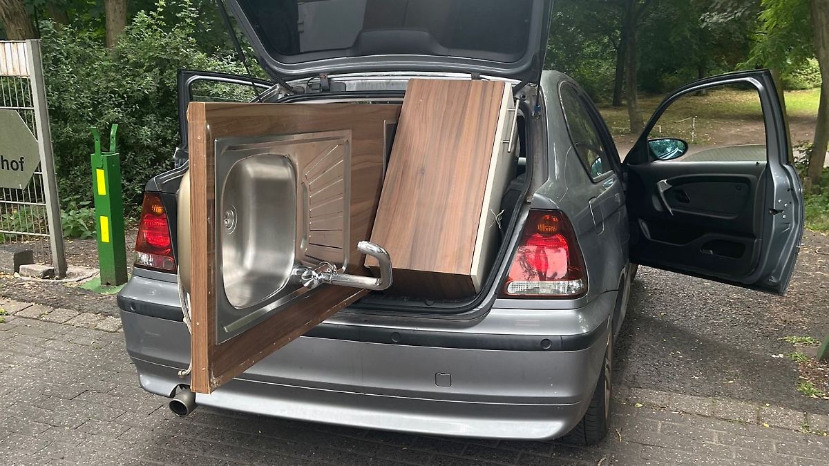 Viel Küche in wenig Auto - ungesicherter Transport gestoppt