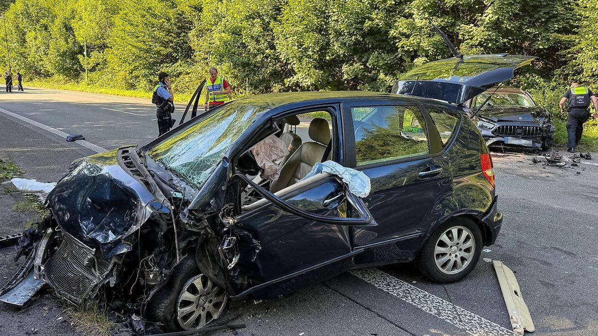 Fünfjähriges Kind stirbt bei Frontalzusammenstoß