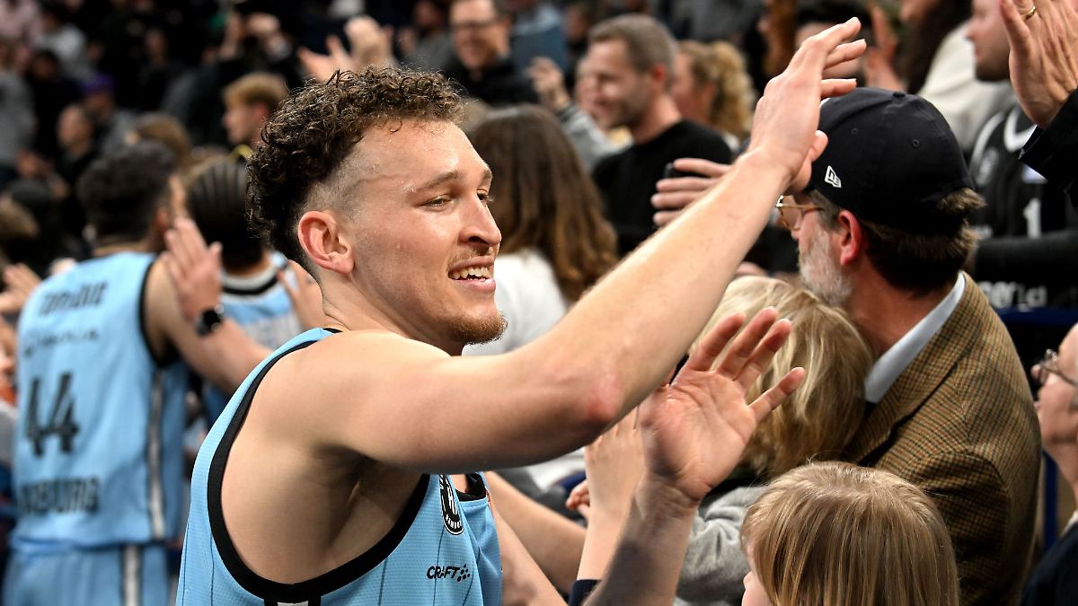 Würzburger Basketballer verpflichten Hamburg-Duo