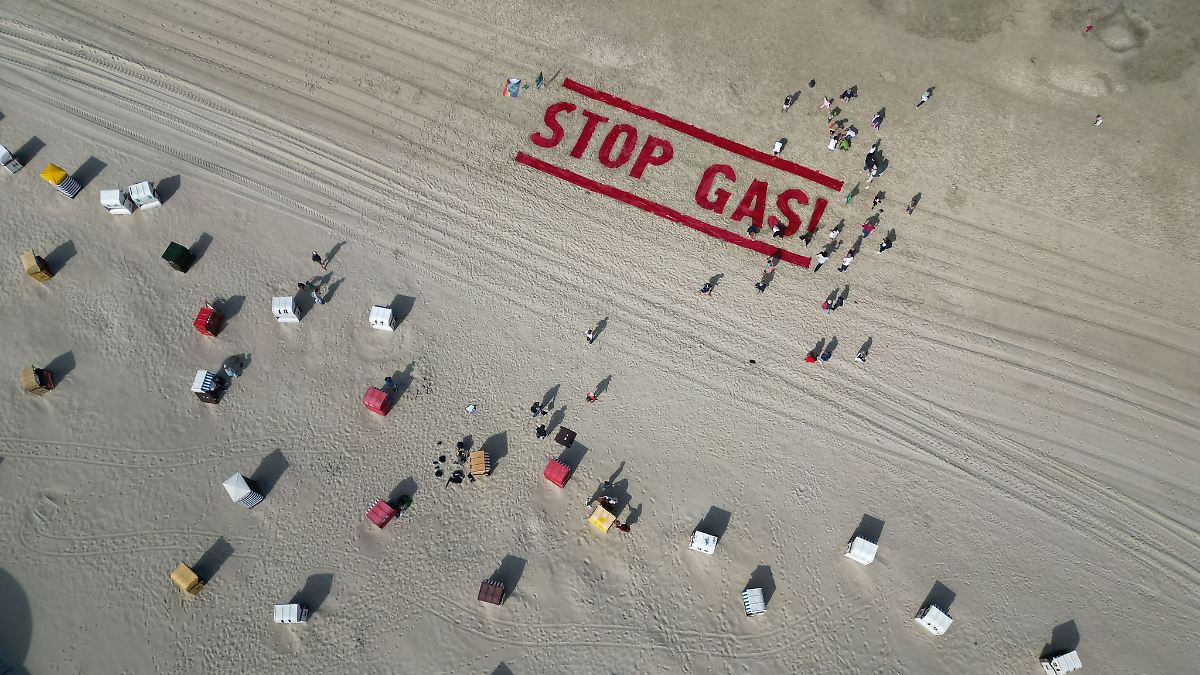 Protest gegen "Riesen-Klimakiller" - EWE liefert Borkum-Gas