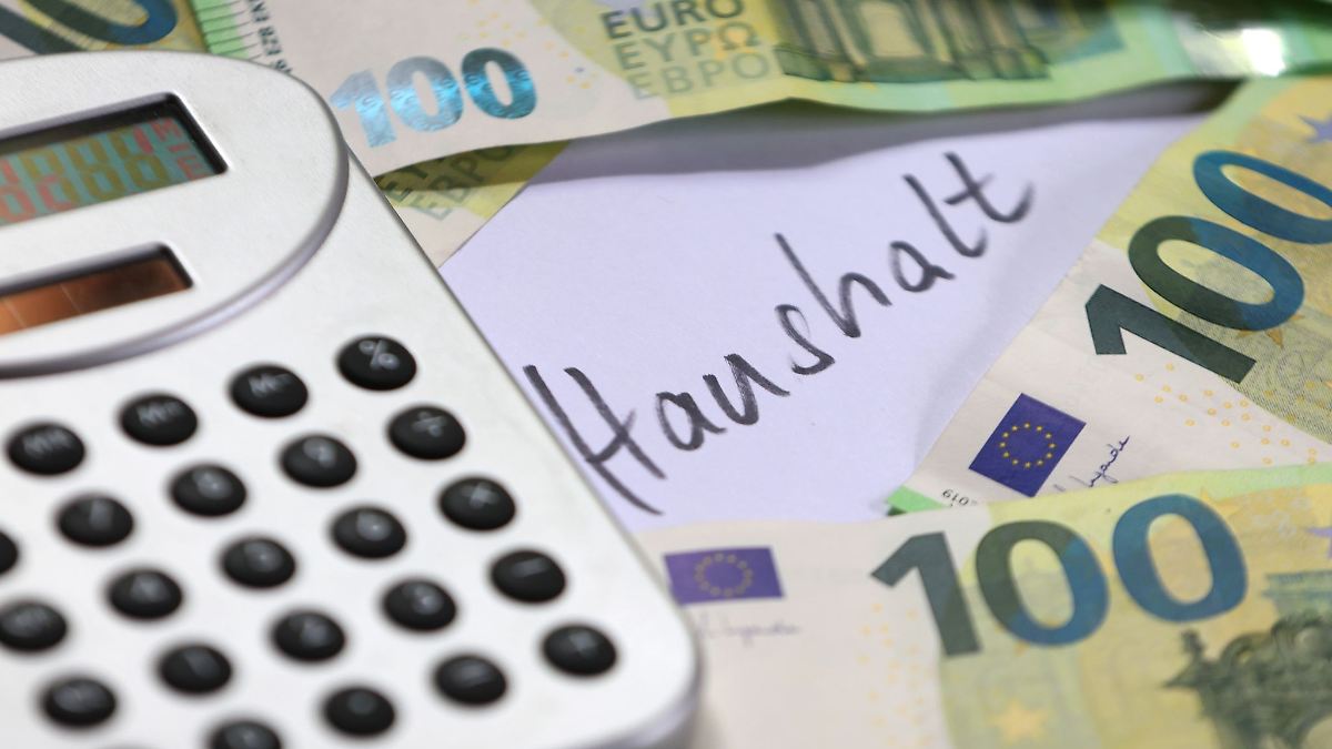 Mehr als Drittel der Vollzeitkräfte erhält unter 3.500 Euro