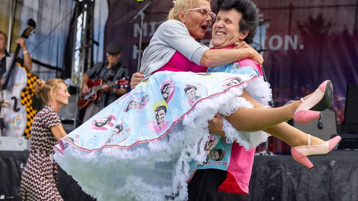 Nostalgie pur: Hessen feiern Lebensgefühl der 50er Jahre