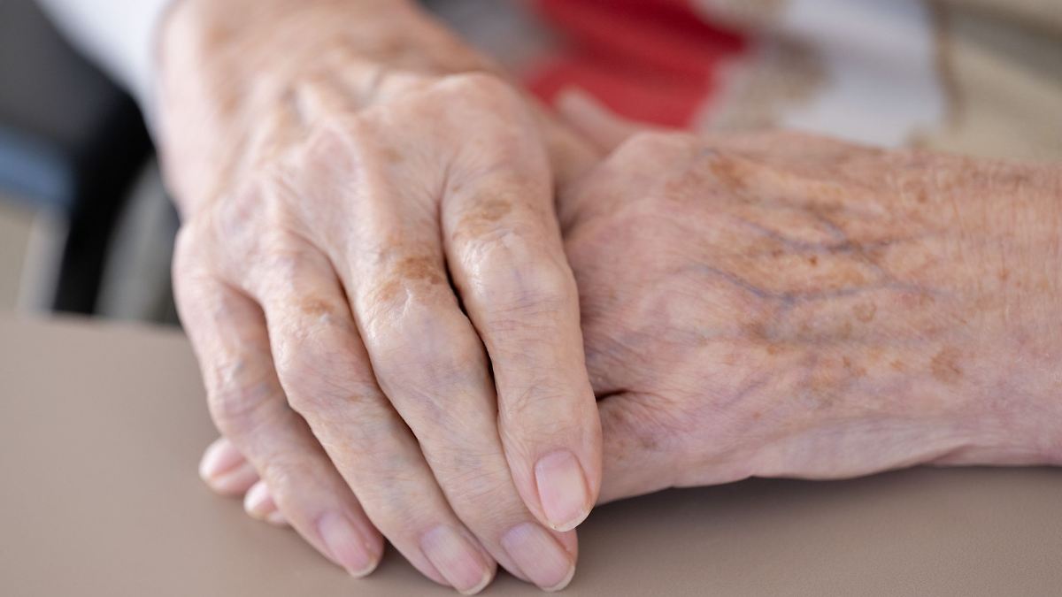 1.700 Beschäftigte zu Pflegelotsen geschult