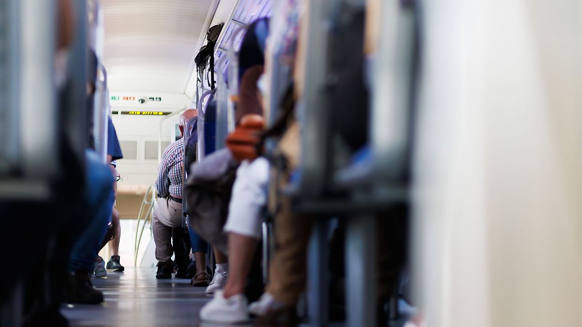 Mann droht mit Spielzeugwaffe in Zug