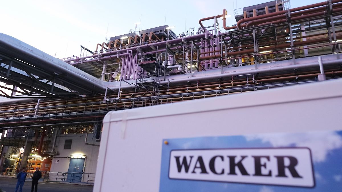 Wacker Chemie in den roten Zahlen