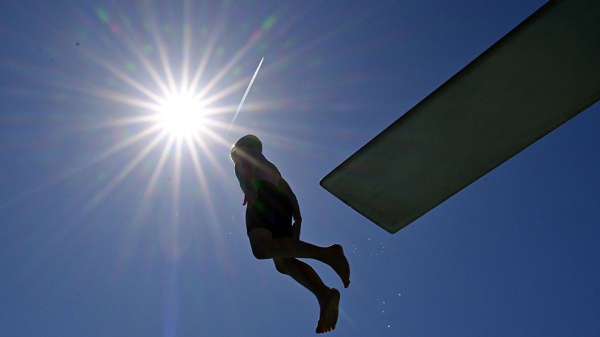 Freibäder hoffen auf Rückkehr des Sommers
