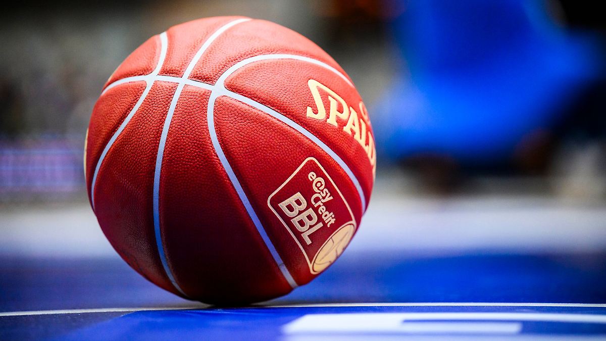 Riesen-Krach-um-Pokal-Endrunde-Ein-beispiellos-unprofessionelles-Vorgehen-im-deutschen-Profisport-