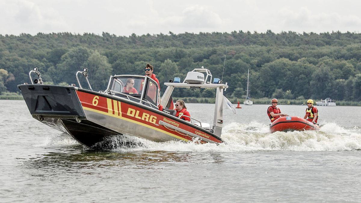 Suche nach untergegangener Person im Tegeler See