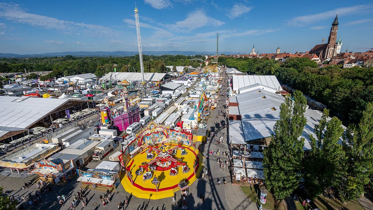 Stabile Besucherzahl beim Gäubodenvolksfest - Weniger Bier