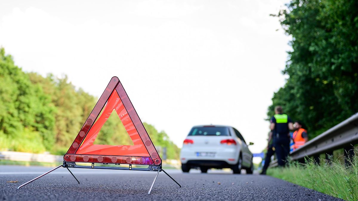 Betrüger täuschen Pannen auf Autobahnen vor
