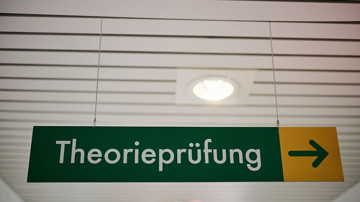 Hunderte Betrugsversuche bei Prüfungen für Führerschein