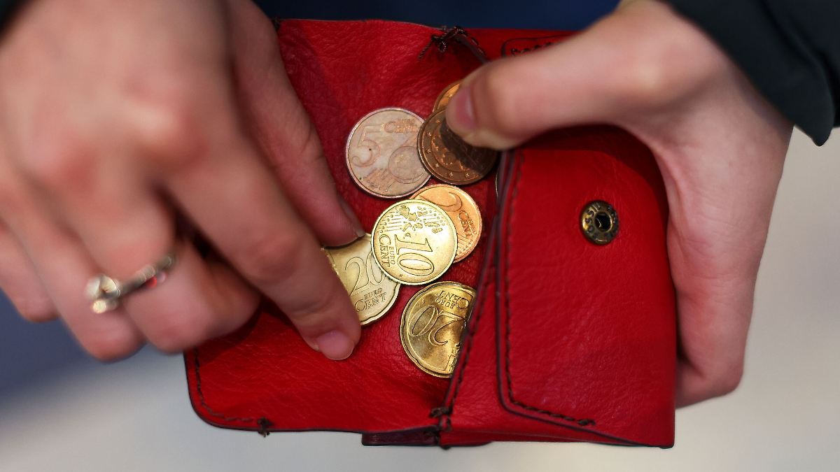 Mehr Menschen erhalten Hilfe zum Lebensunterhalt