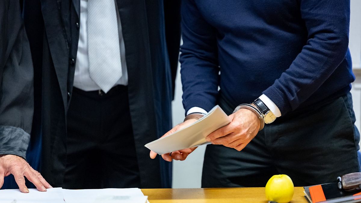 Fünf Jahre Haft wegen Betrugs für Ex-Bankangestellten