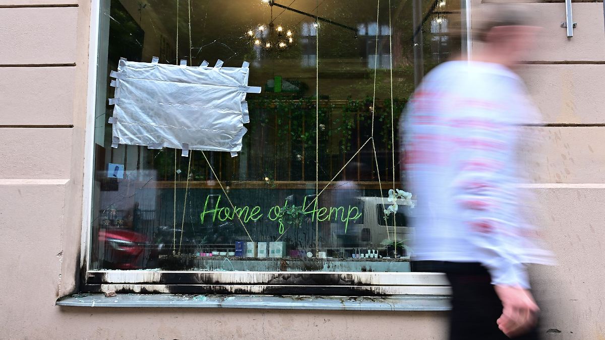 Brandanschlag auf Berliner Cannabis-Shop