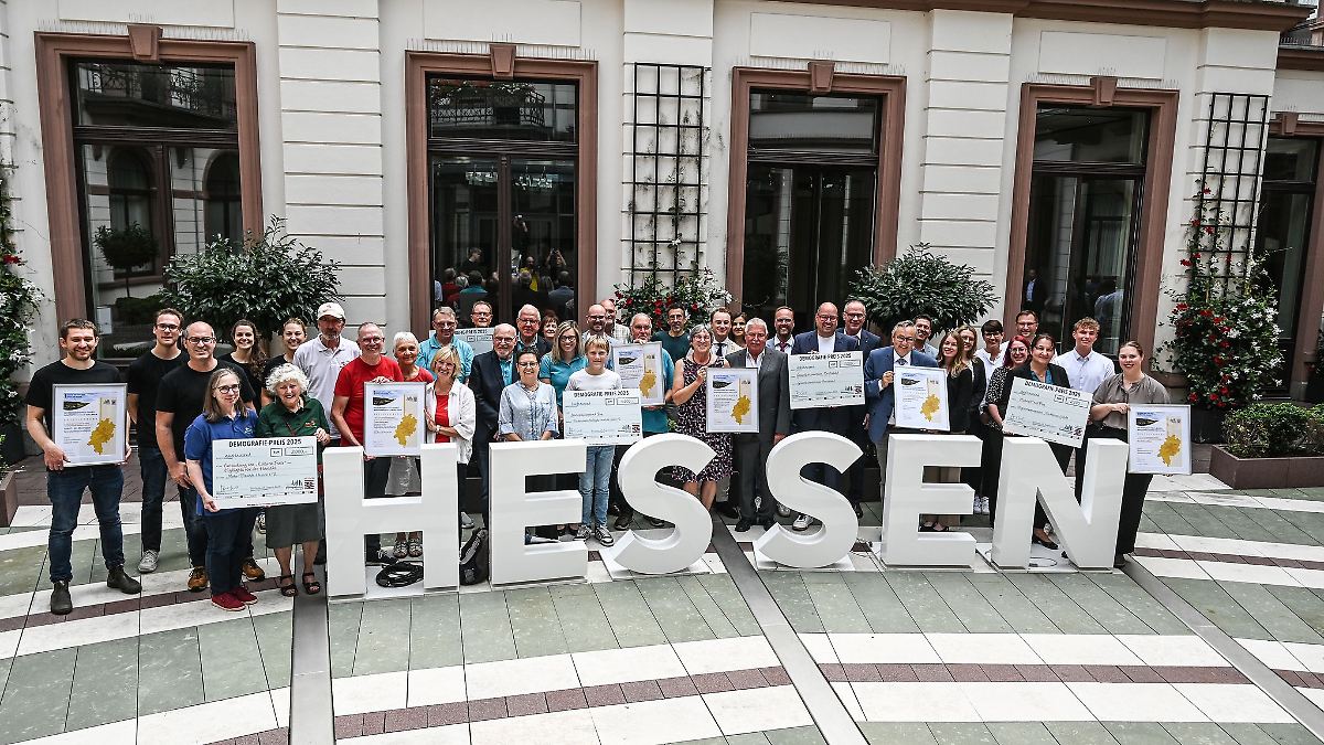 Waldschwimmbad und Dorfladen - Demografie-Preis in Hessen