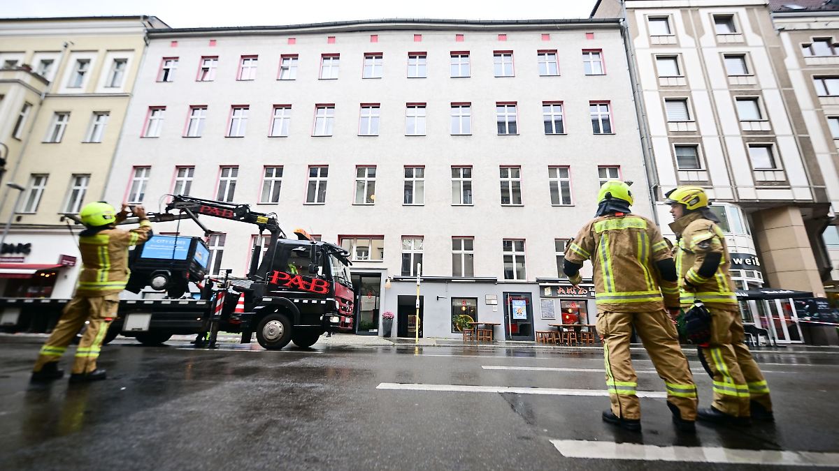 Räumung in Mitte - Können Bewohner heute noch mal ins Haus?
