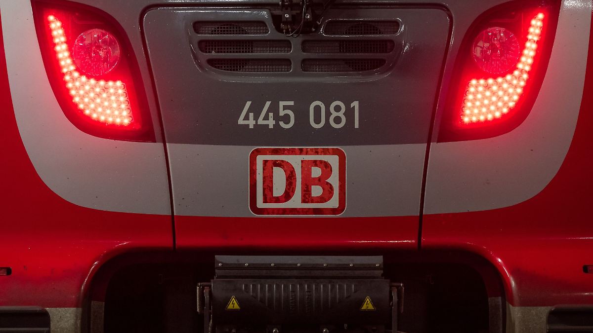 Schwarzfahrer verletzt Zugpersonal