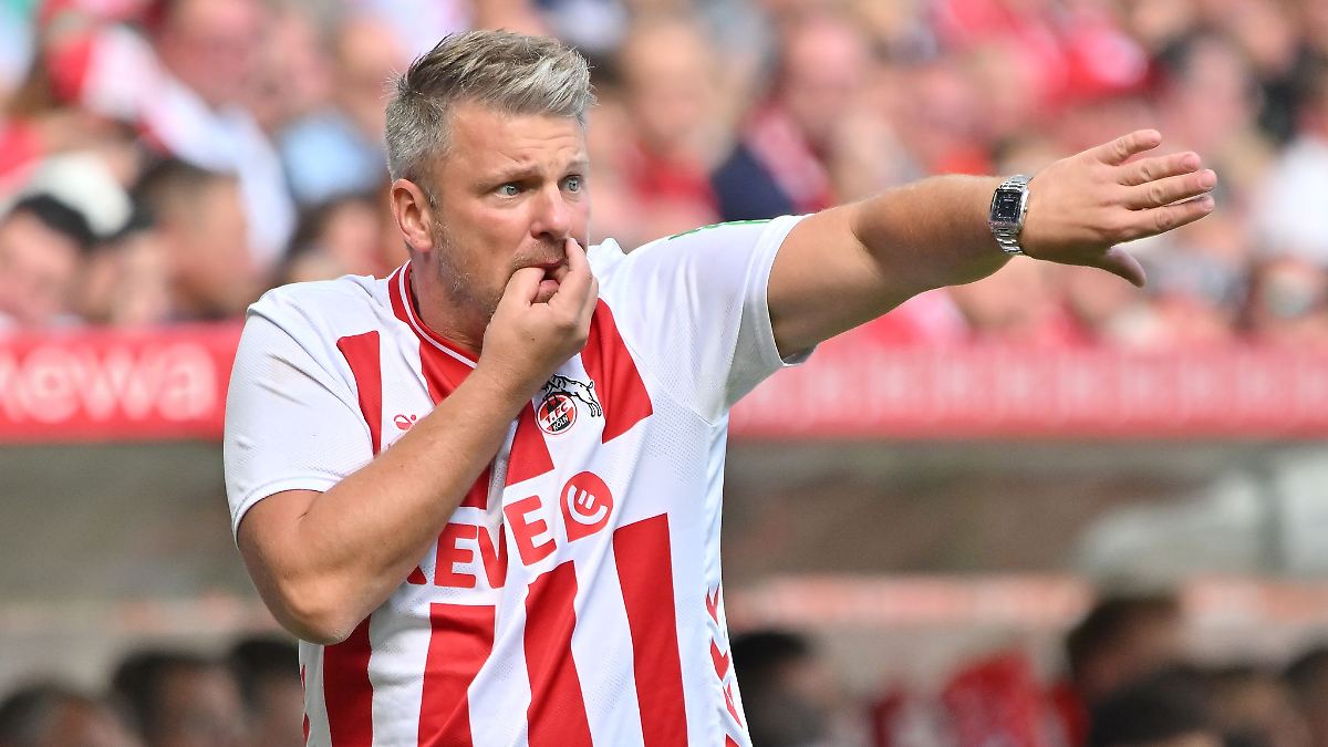 Kölns Trainer Kwasniok will wieder im Trikot coachen
