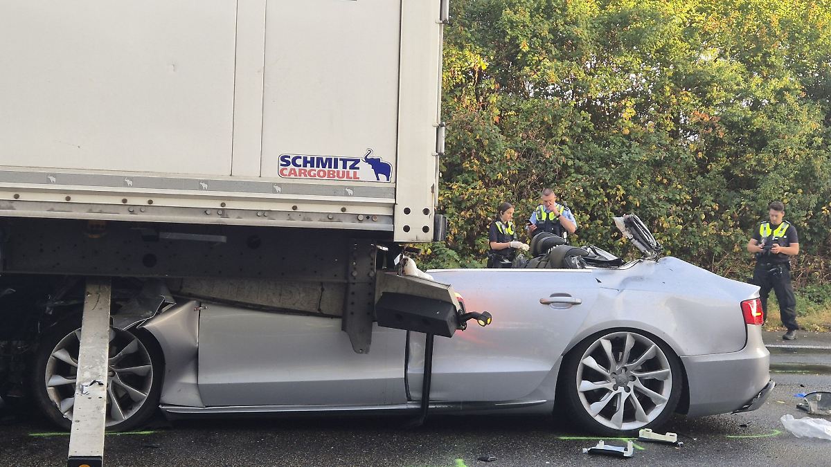 Autofahrer stirbt bei Auffahrunfall auf A1 bei Köln