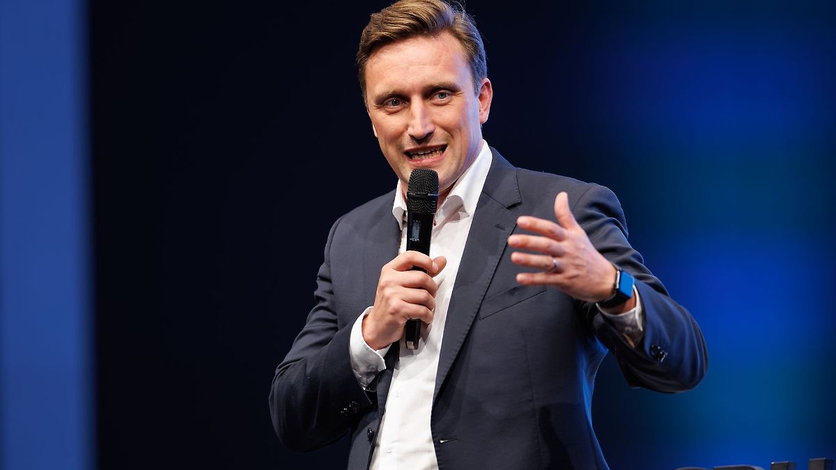 CDU fordert Dublin-Zentrum und elektronische Fußfesseln