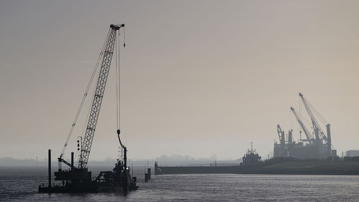 Anwohner von sonntäglichen Rammarbeiten in Cuxhaven genervt