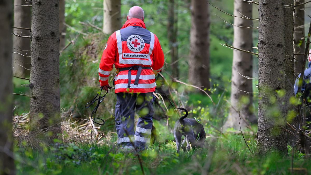 Vermisster Senior bei großer Suchaktion tot gefunden