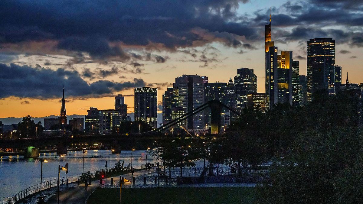 Wind, Wolken und Regen in Hessen erwartet