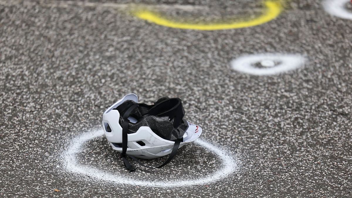 Autofahrerin übersieht Radfahrerin - 75-Jährige stirbt