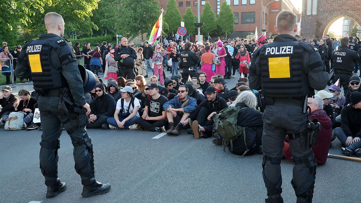 Polizeipräsident: Polizei spürt Polarisierung auf der Straße
