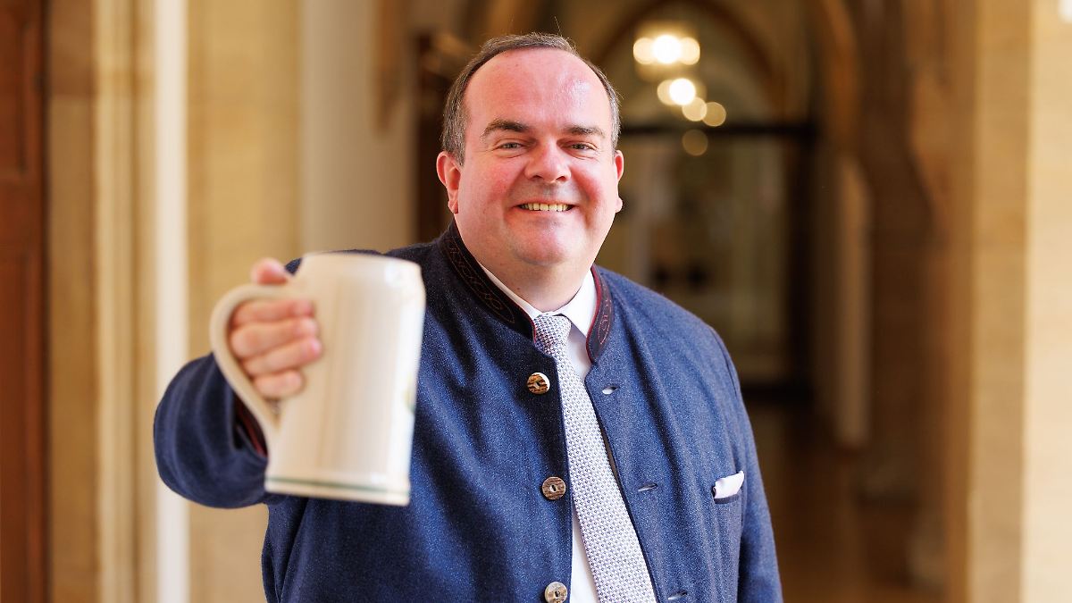 Anzapf-Wettstreit der Münchner OB-Kandidaten