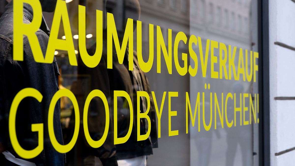 Freie Wähler wollen Innenstädte mit Online-Zoll schützen