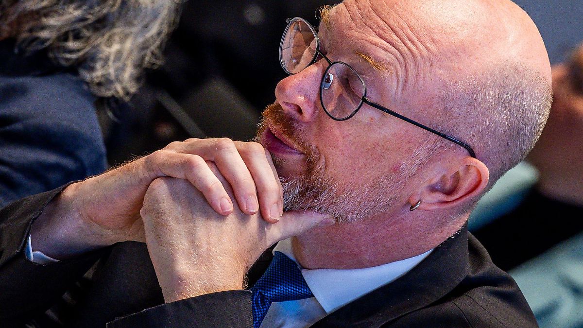 Gewerkschaft will weiter Konsequenzen nach Turbo-Beförderung