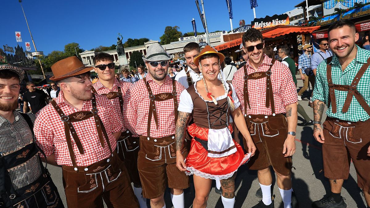 Tracht, aber auch ungewöhnliche Outfits
