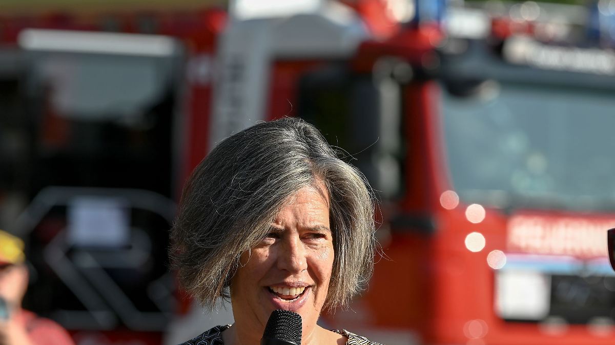 Land investiert in den Ausbau von Feuerwehrhäusern