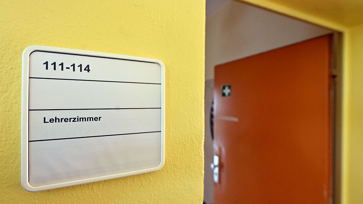 Abordnungen gegen Lehrermangel - Frust bei Betroffenen