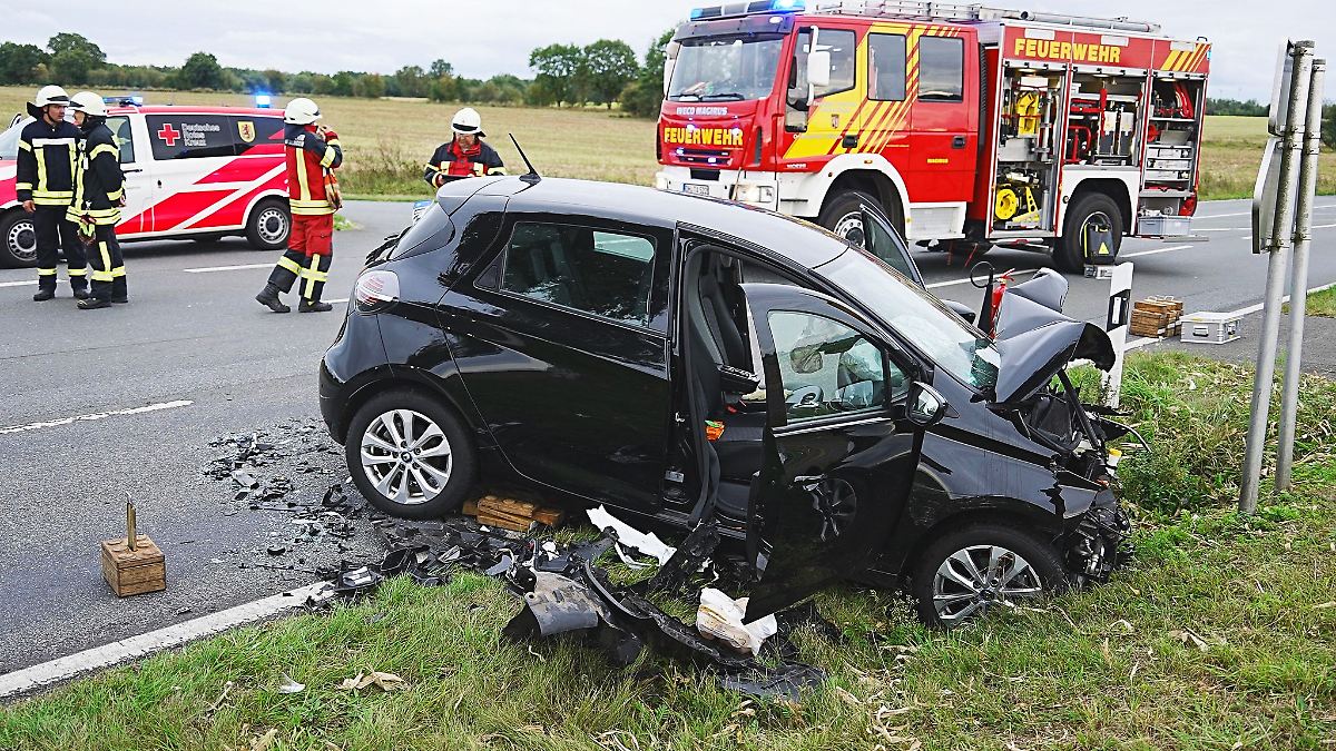 Fünf Verletzte nach Unfall bei Sulingen – Hund verendet