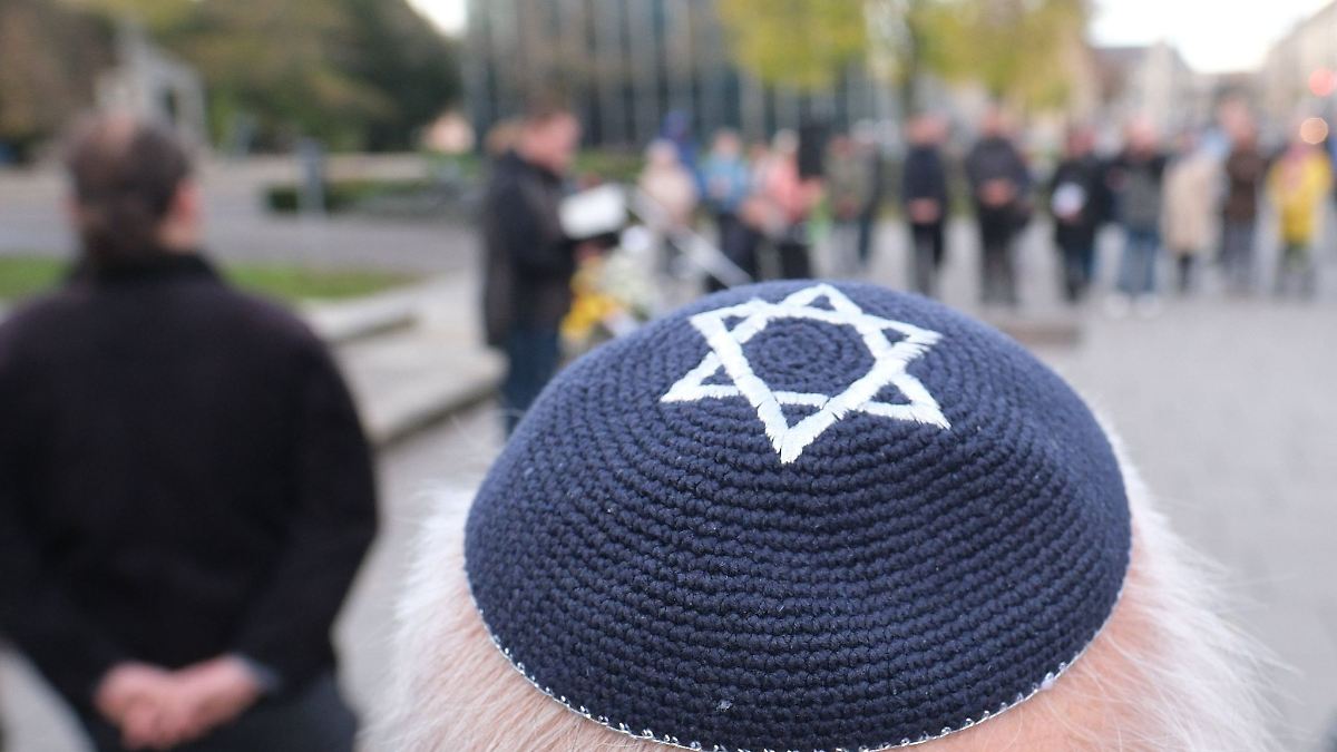 Landesverband veröffentlicht neuen Kalender für Juden