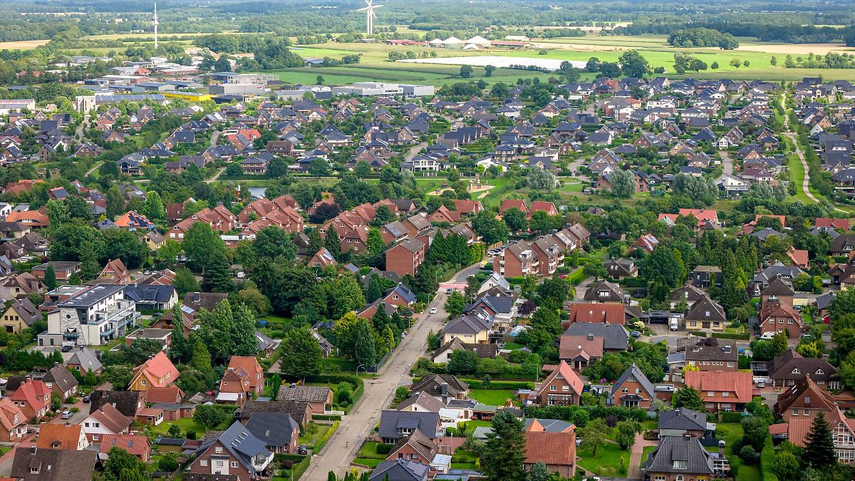 Mehr Geld für Gemeinden - Landkreise sollen Abstriche machen