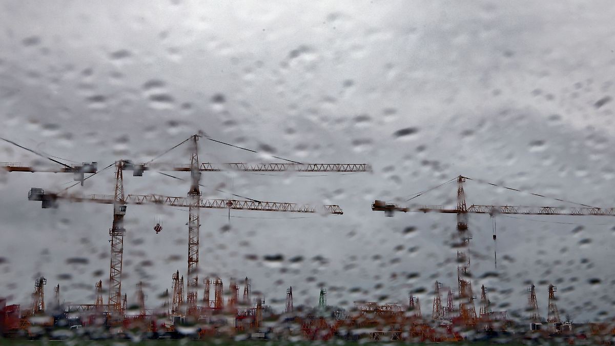 Bayerns Wirtschaft im ersten Halbjahr geschrumpft