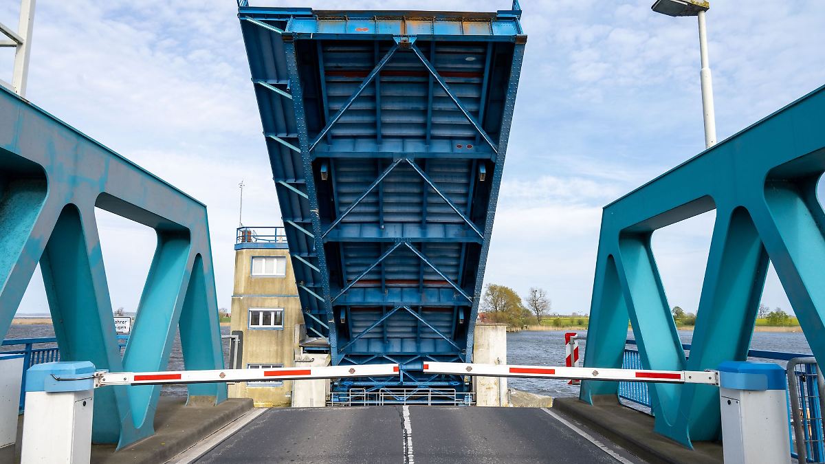 Zecheriner Brücke wird im Oktober zeitweise voll gesperrt