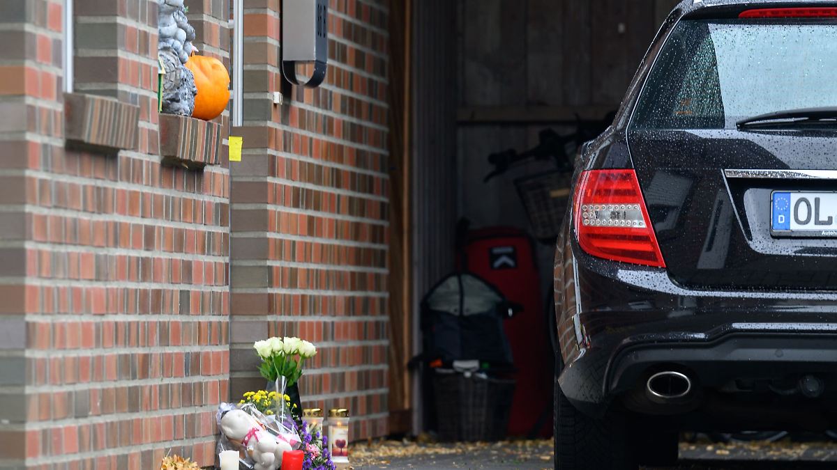 Gewalttat mit vier Toten - Gedenkminute auf Kramermarkt