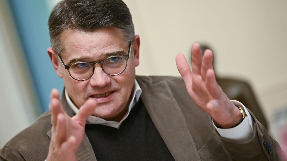 Rhein: Entschieden gegen Antisemitismus