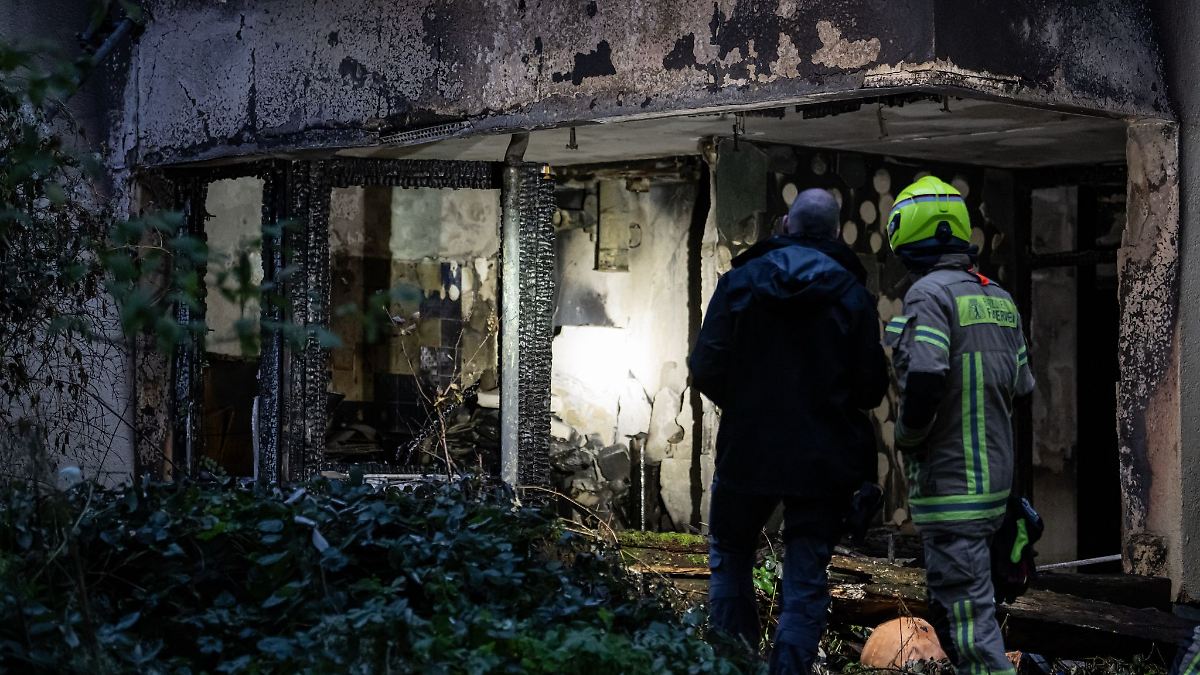 Brand in High-Deck-Siedlung – Teil der Bewohner kann zurück