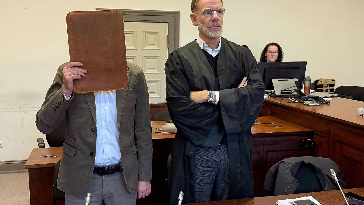 Messerattacke: Nebenklage fordert 14 Jahre Haft