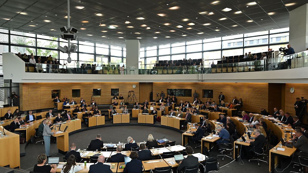 CDU erwartet "intensive Beratungen" um Thüringer Haushalt