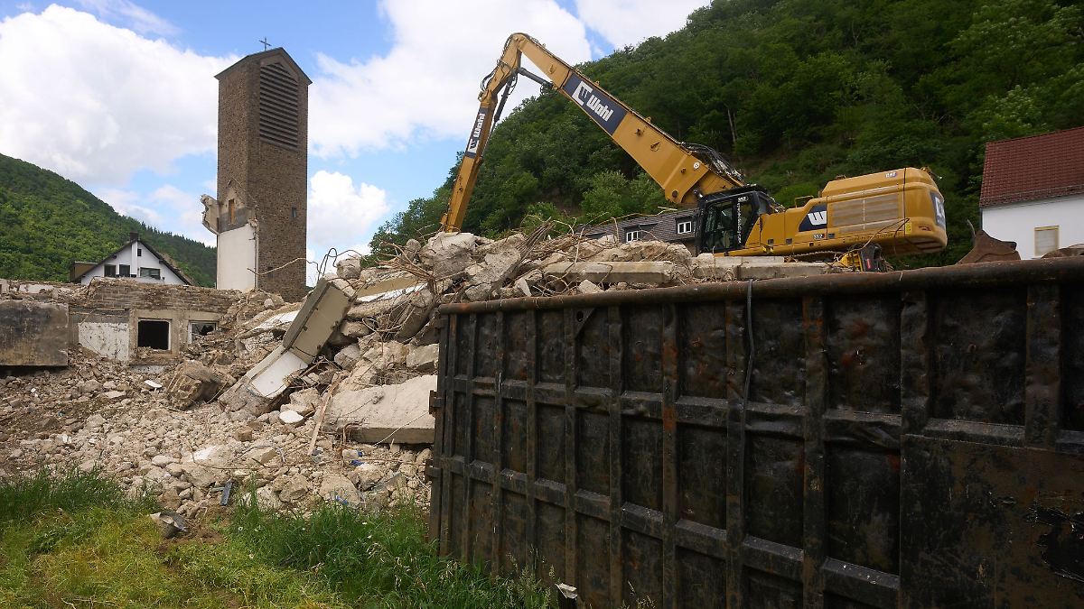 Turmkreuz von abgerissener Kirche in Ahrbrück gestohlen
