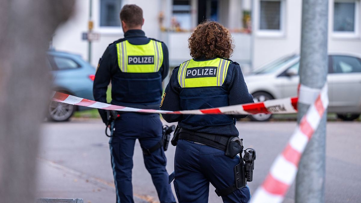 Mann soll nach Messerangriff auf Polizisten in Psychiatrie