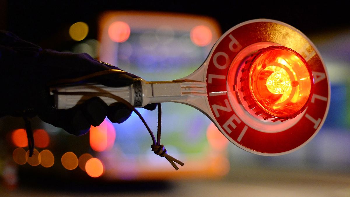 Mit Tempo 140 ohne Führerschein – Polizei stoppt Jugendliche