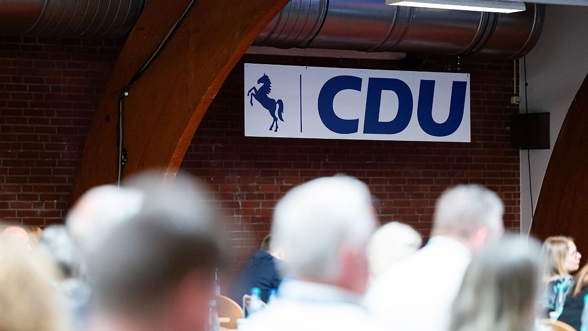 CDU-Kommunalpolitiker kommentiert Linke-Post mit NS-Parole